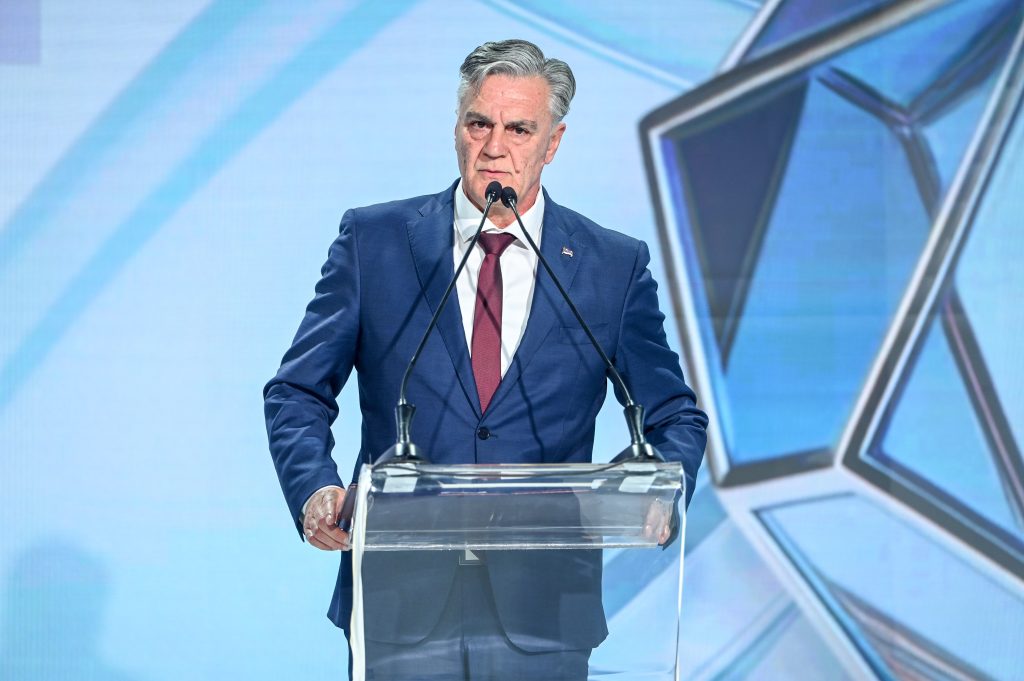 predsjednik Goran Karan dodjela nagrada Integar grupa